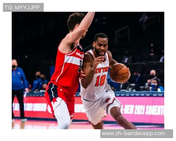 兰德尔表现失常13投仅中2球仅得10分助攻4次抢断3次引发球迷热议 兰德尔表现失常13投仅中2球仅得10分助攻4次抢断3次引发球迷热议