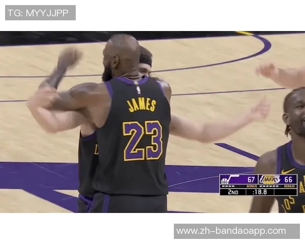 詹姆斯今日助攻12次距离超越基德仅差495次本赛季有望达成目标 詹姆斯今日助攻12次距离超越基德仅差495次本赛季有望达成目标